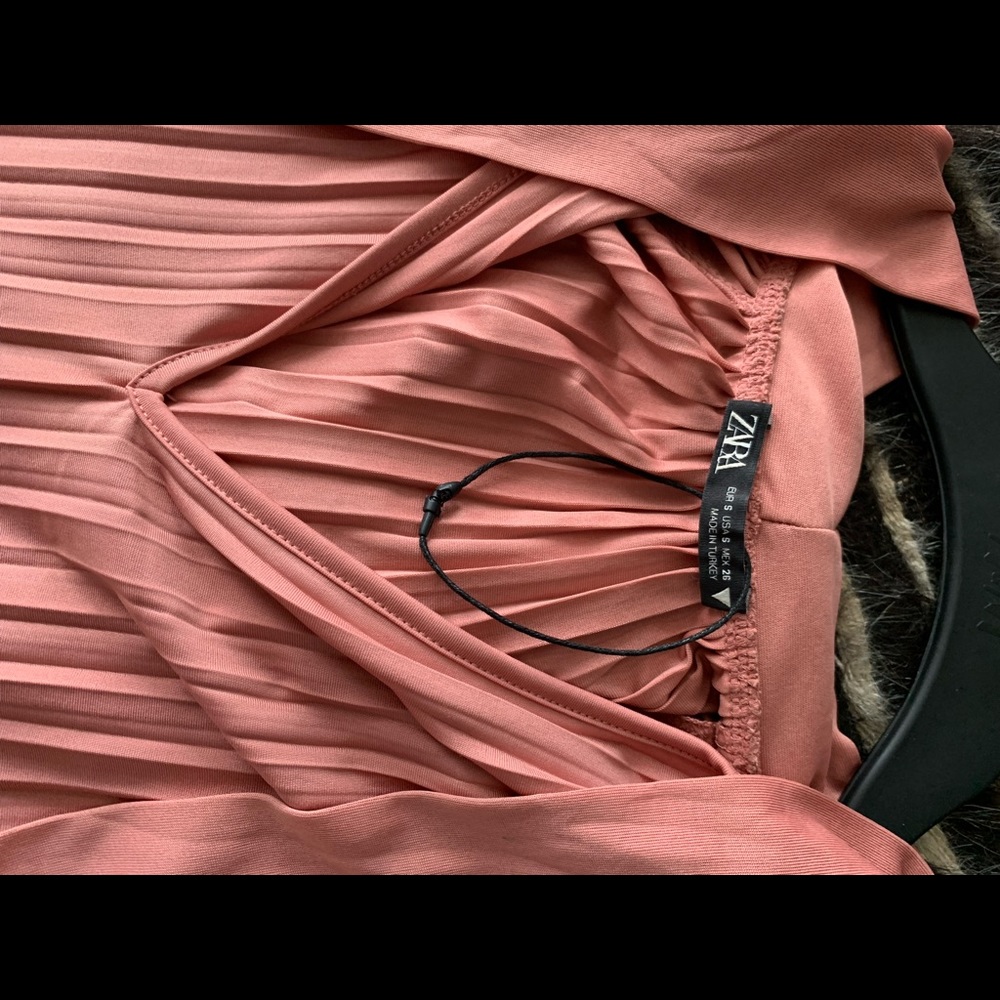 New Pleated silky Zara tie front dress.